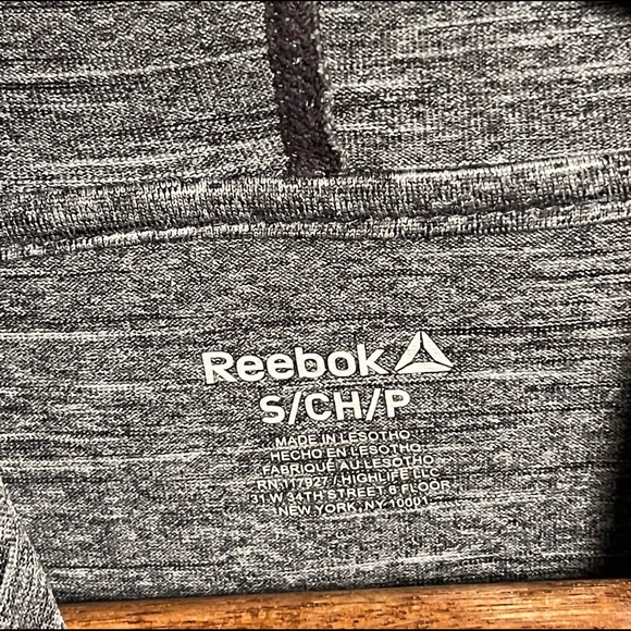 Reebok Gray Dri-Fit Running Long Sleeve Small - Picture 2 of 5